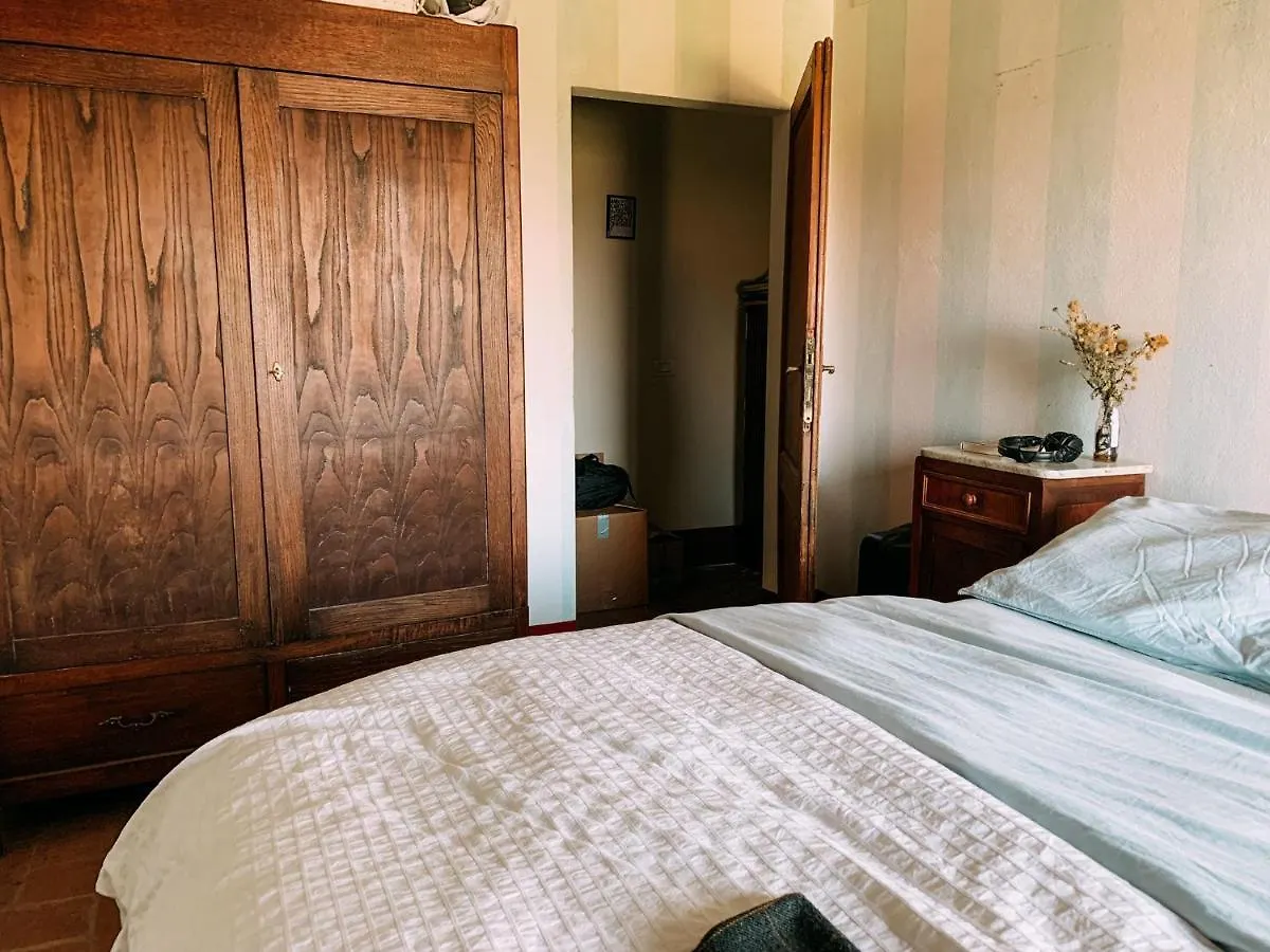 Casale Gli Ulivi Apartment Donnini